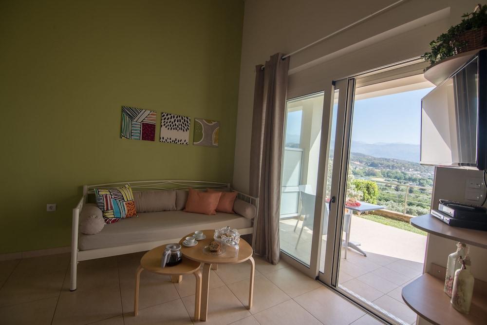 Aksos Suites Accessible Accommodation Agia  Zewnętrze zdjęcie